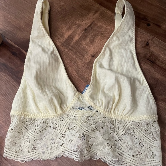 Nwt Intimately Free People
Teegan Bralette - Picture 5 of 7
